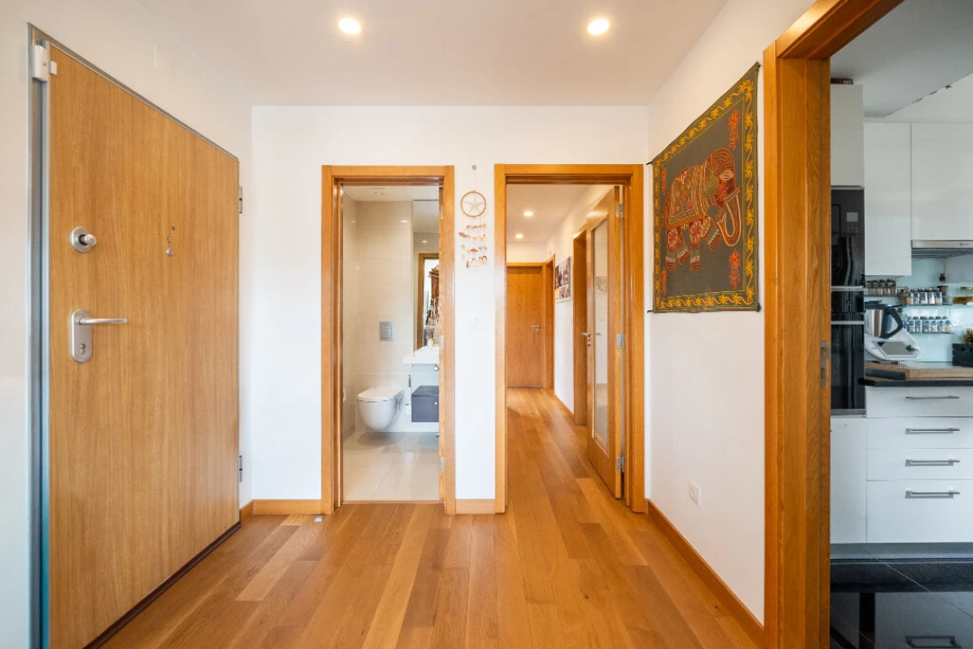 Apartamento T4 para Venda em Santo Antonio dos Olivais Foto 10