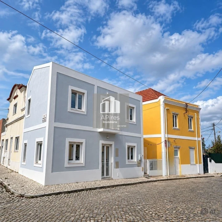 Moradia T3 para Venda em Caparica e Trafaria Foto 1