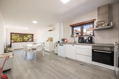 Apartamento T1 para Venda em Santo Antonio dos Olivais