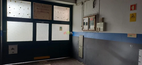 Loja para Venda em Alto do Seixalinho, Santo André e Verderena