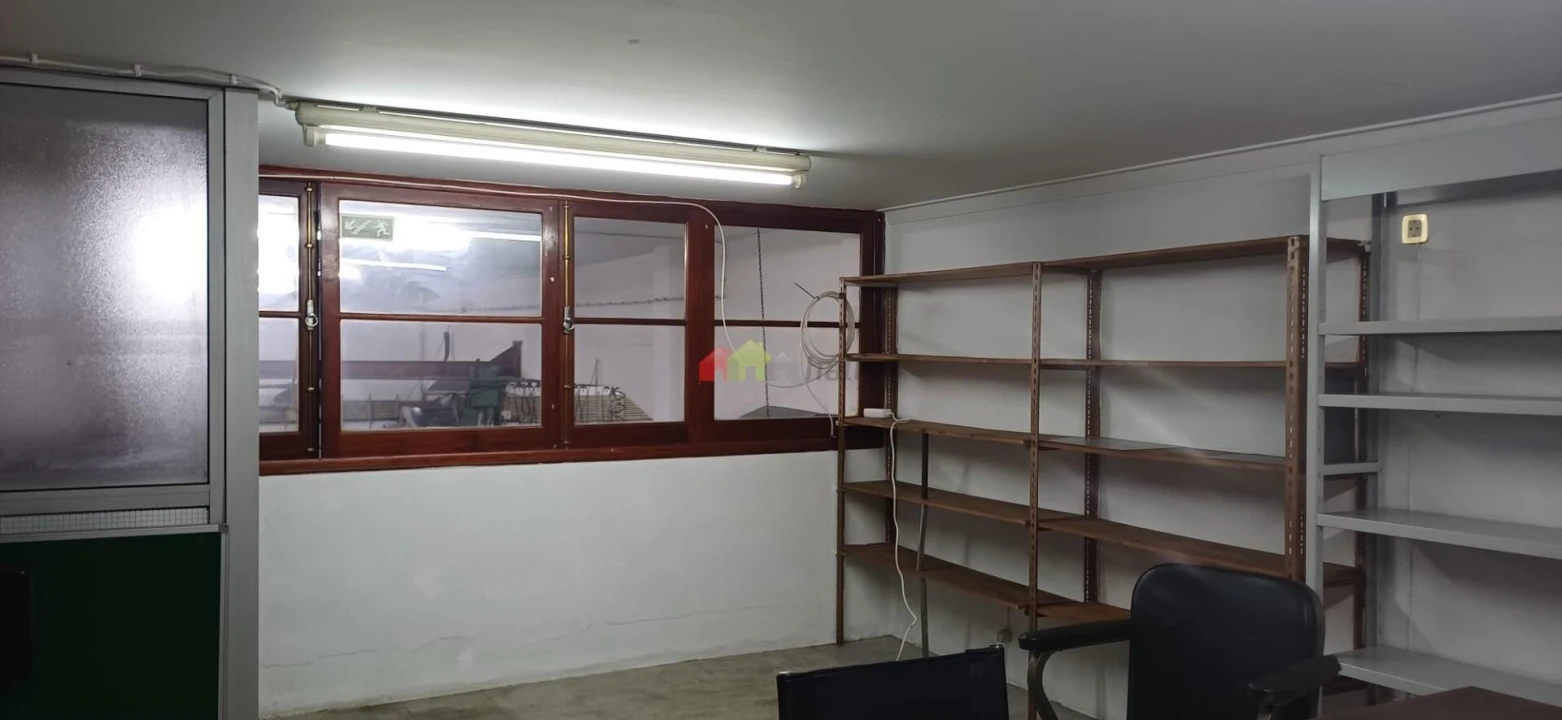 Loja para Venda em Alto do Seixalinho, Santo André e Verderena Foto 14