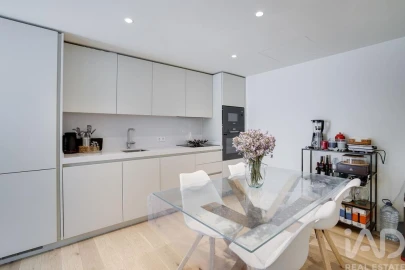 Apartamento T2 para Arrendamento em Olivais