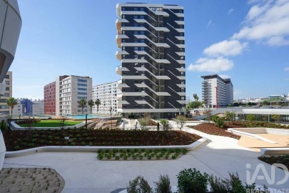 Apartamento T2 para Arrendamento em Olivais
