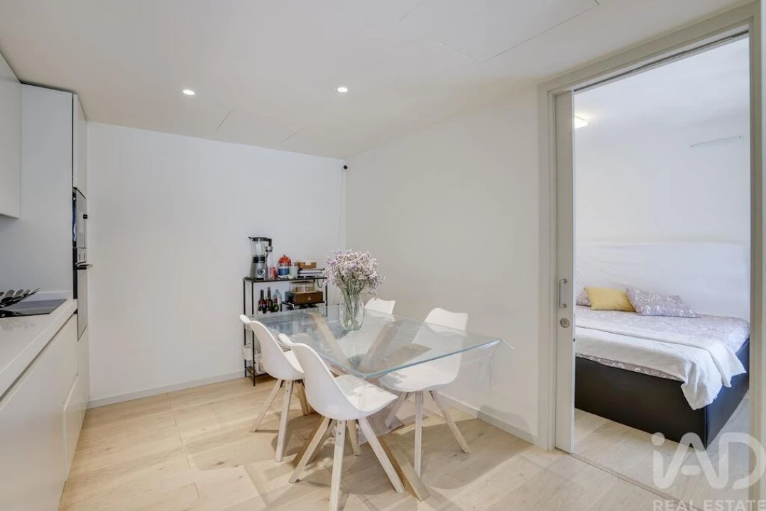 Apartamento T2 para Arrendamento em Olivais Foto 19