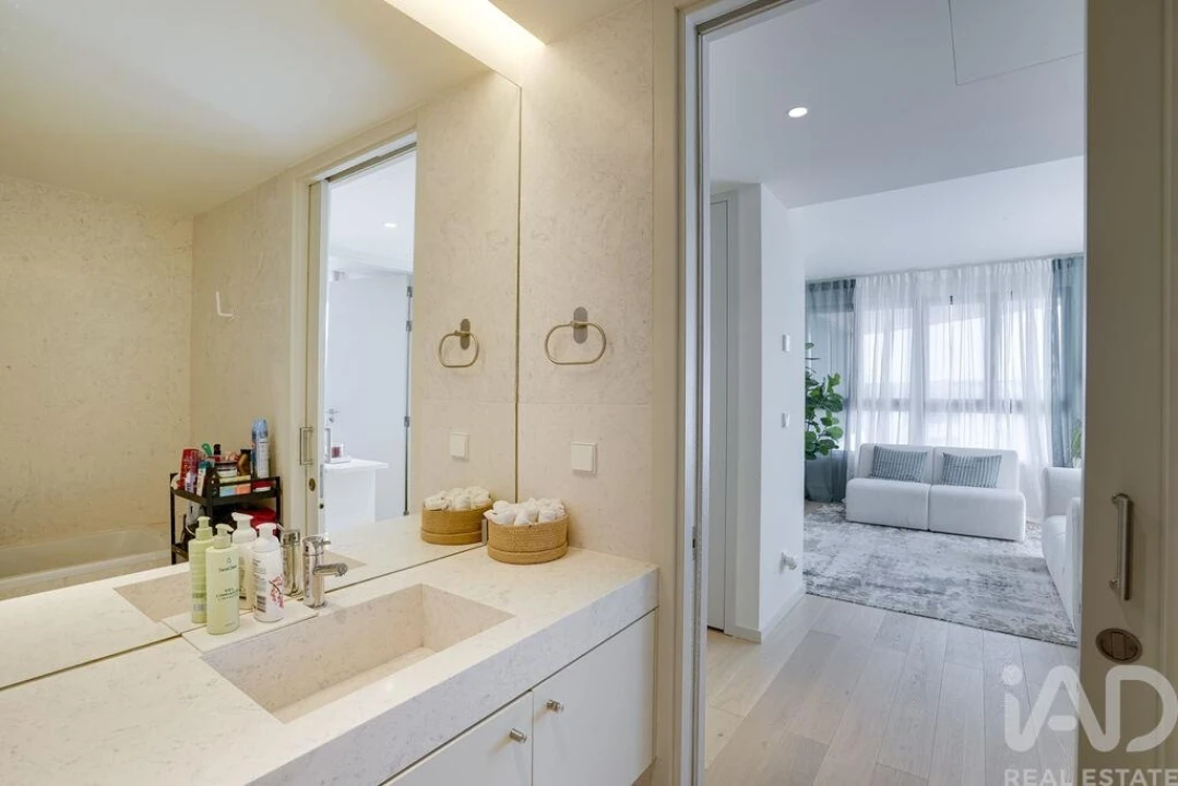 Apartamento T2 para Arrendamento em Olivais Foto 23