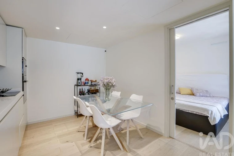 Apartamento T2 para Arrendamento em Olivais Foto 19