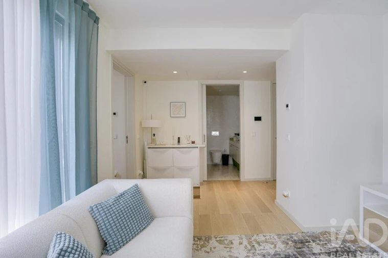 Apartamento T2 para Arrendamento em Olivais Foto 11