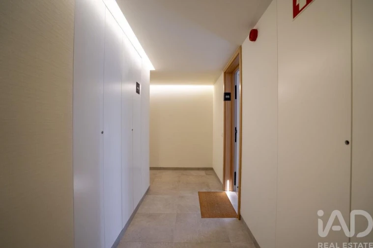 Apartamento T2 para Arrendamento em Olivais Foto 29