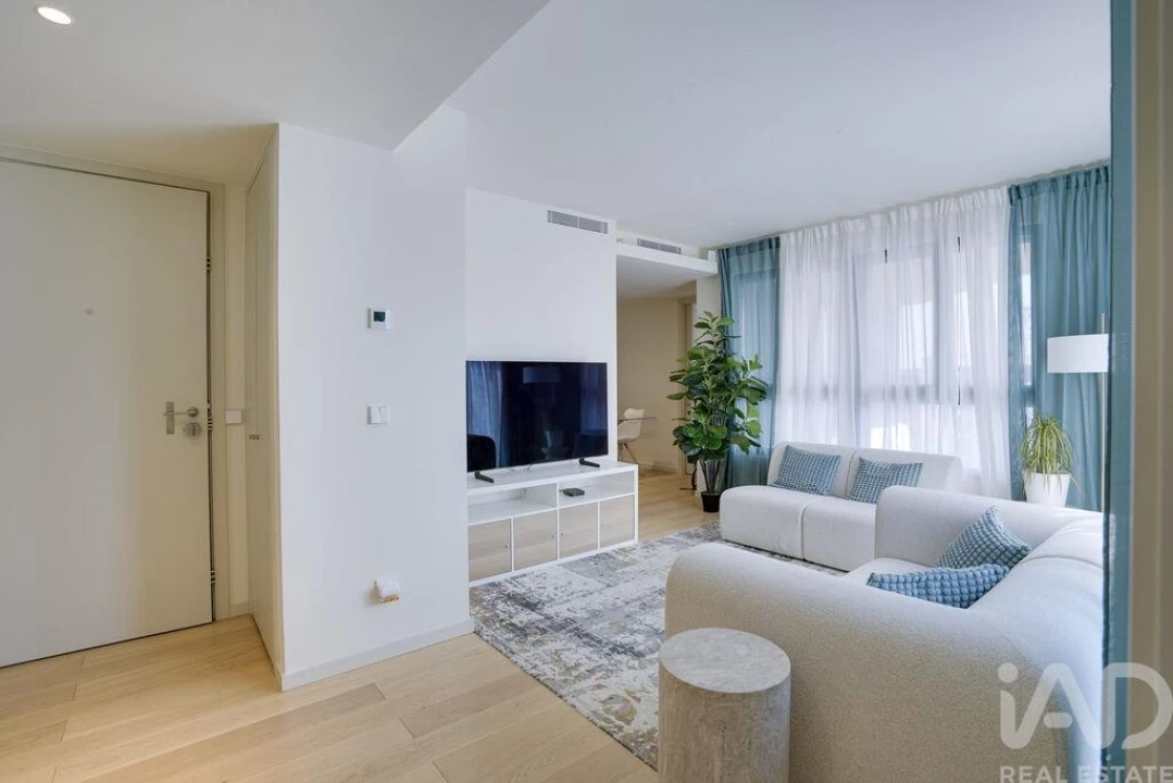 Apartamento T2 para Arrendamento em Olivais Foto 10