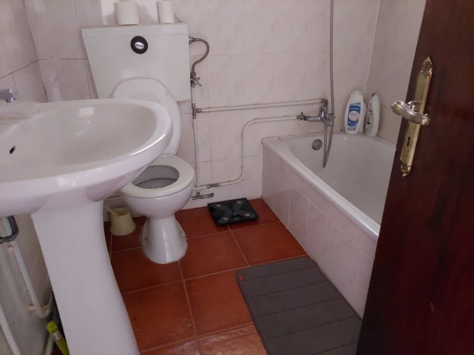 Moradia T12 para Venda em Rio Caldo Foto 26