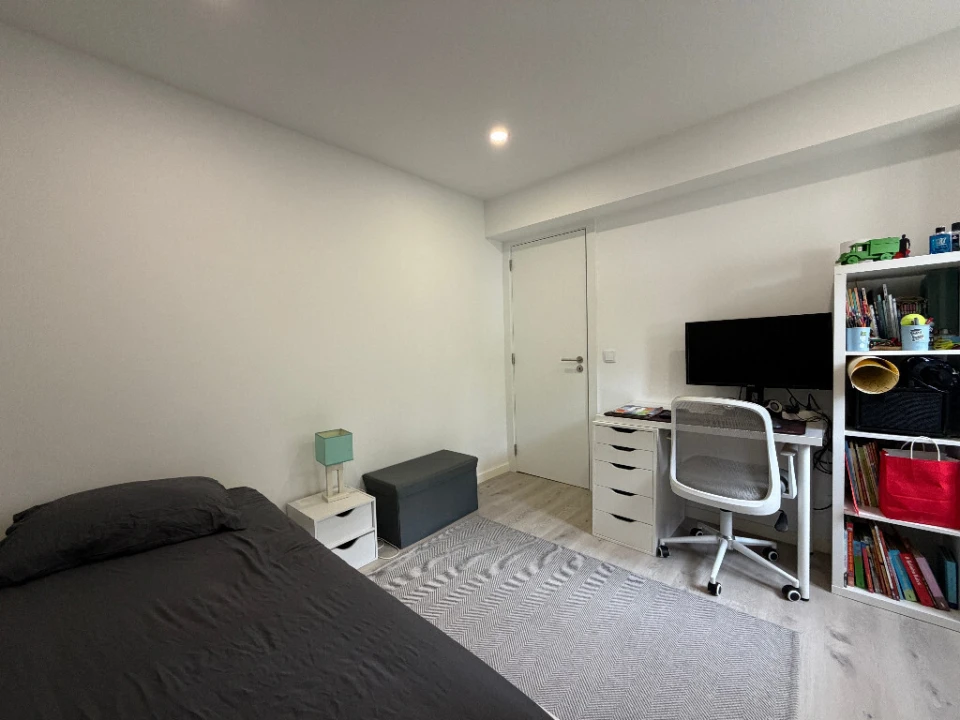 Apartamento T3 para Venda em Santo Antonio dos Olivais Foto 6