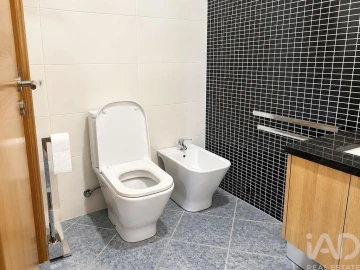 Apartamento T4 para Venda em Freixo de Espada a Cinta e Mazouco