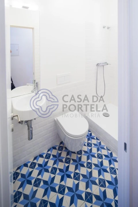 Apartamento T4 para Venda em Santa Maria Maior