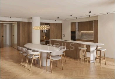Apartamento T6 para Venda em Santa Maria Maior
