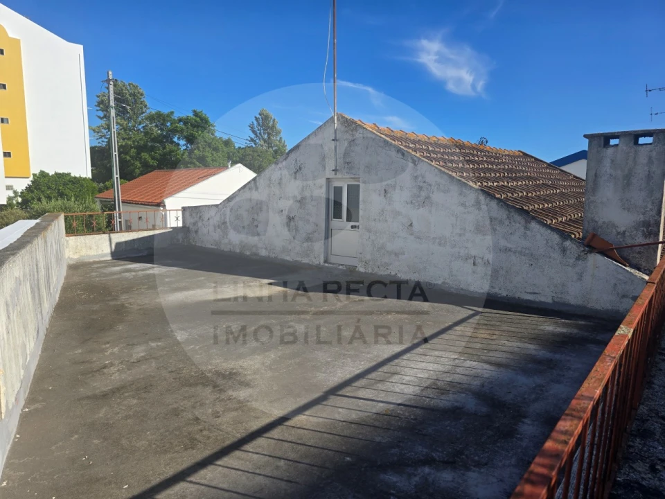 Moradia T4 para Venda em Gambia-Pontes-Alto da Guerra Foto 11