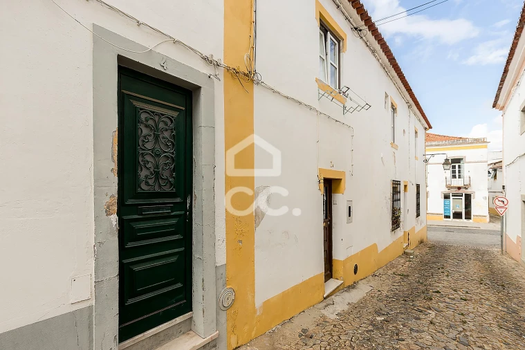 Moradia T2 para Venda em Évora (São Mamede, Sé, São Pedro e Santo Antão) Foto 18