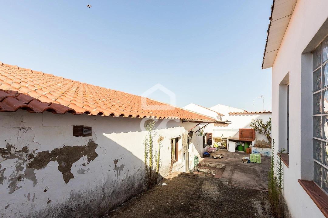 Moradia T3 para Venda em Torrão Foto 20