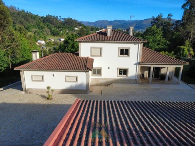 Moradia T4 para Venda em Vale Foto 15