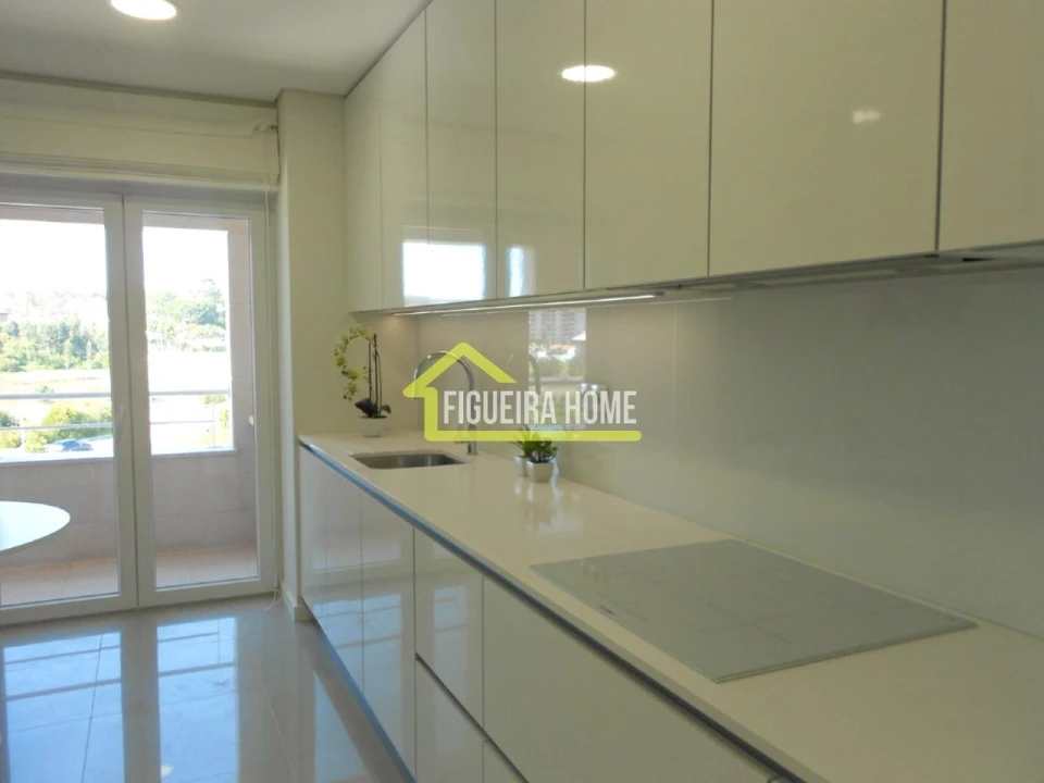 Apartamento T3 para Venda em Tavarede Foto 6
