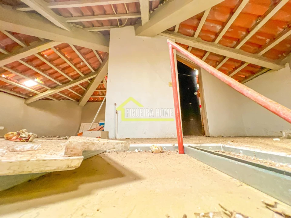 Apartamento T4 para Venda em Buarcos Foto 43