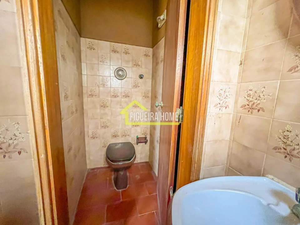 Apartamento T4 para Venda em Buarcos Foto 53