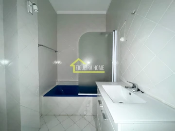 Apartamento T4 para Venda em Buarcos