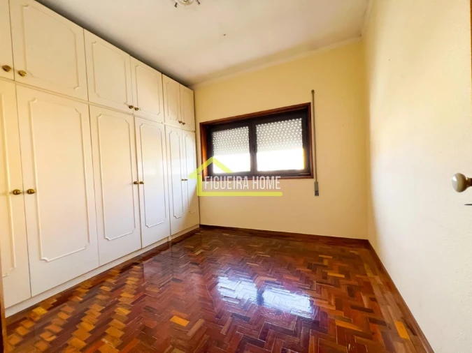 Apartamento T4 para Venda em Buarcos Foto 16