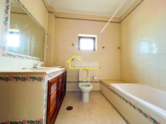 Apartamento T4 para Venda em Buarcos Foto 21