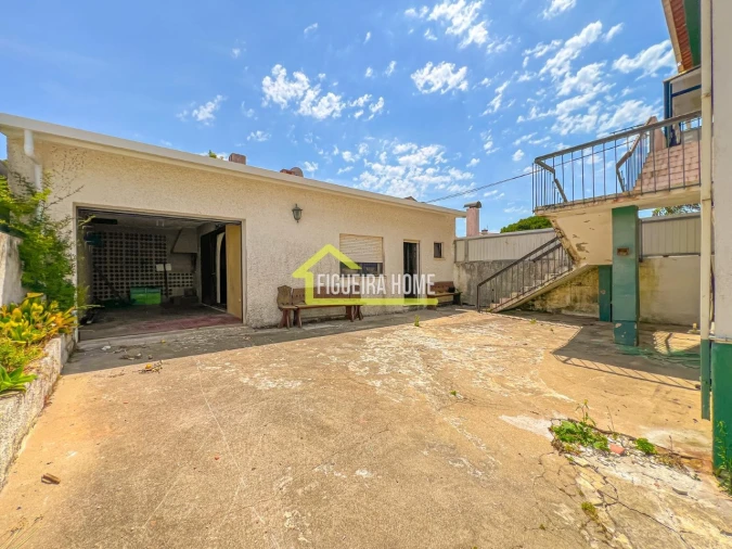 Apartamento T4 para Venda em Buarcos Foto 51