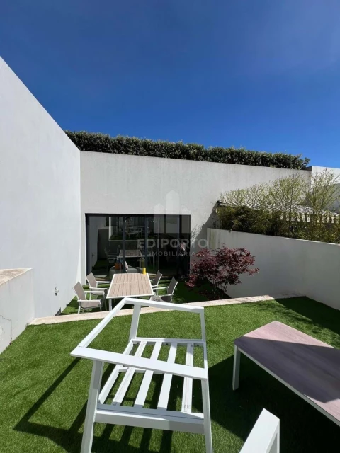 Apartamento T1 para Venda em Lordelo do Ouro e Massarelos