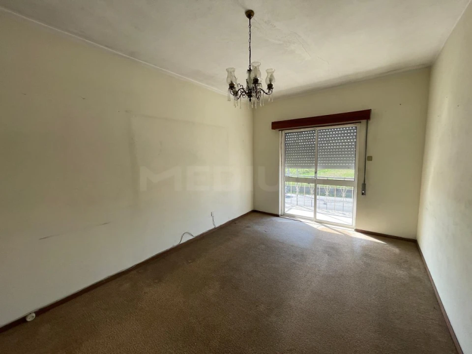 Apartamento T2 para Venda em Vermoim Foto 7