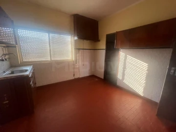 Apartamento T2 para Venda em Vermoim