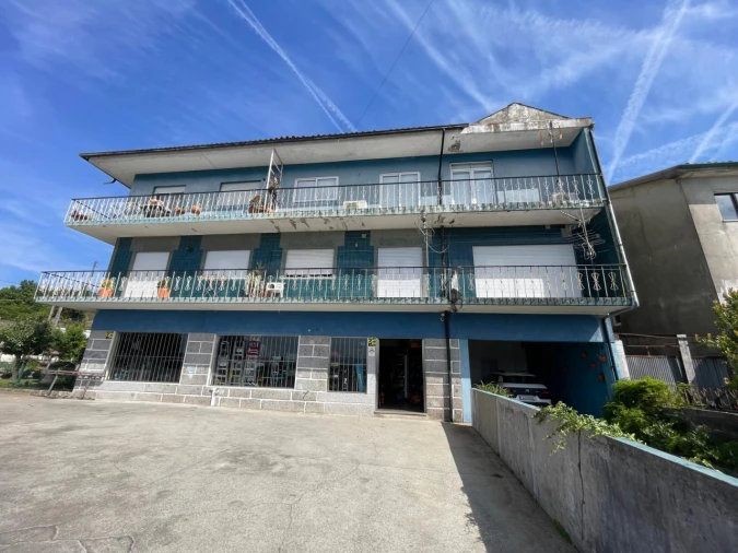 Apartamento T2 para Venda em Vermoim Foto 3