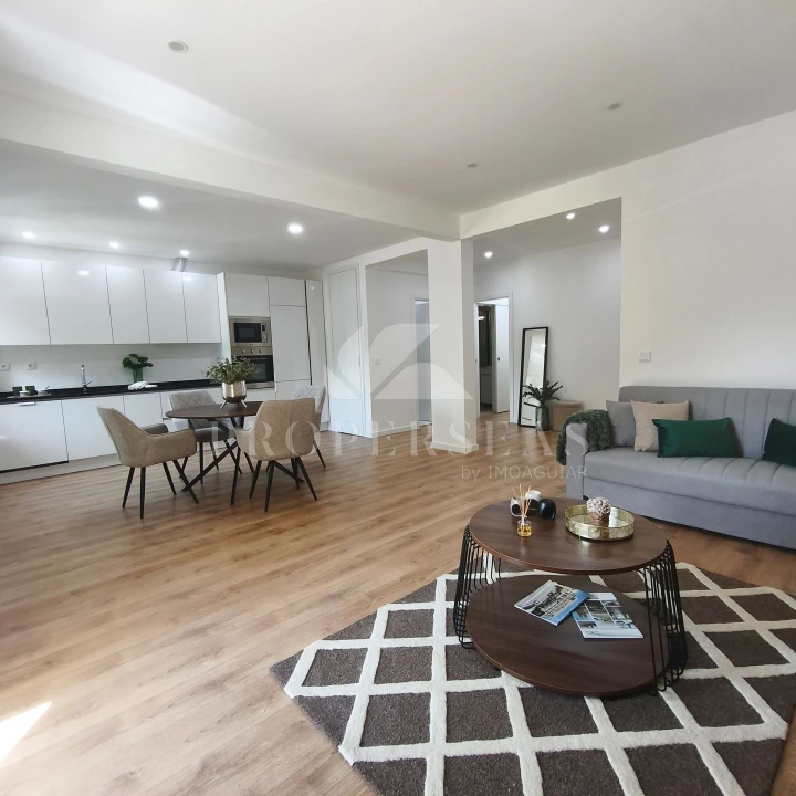 Apartamento T3 para Venda em Benfica Foto 5