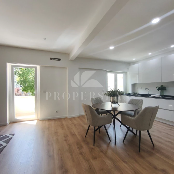 Apartamento T3 para Venda em Benfica Foto 29