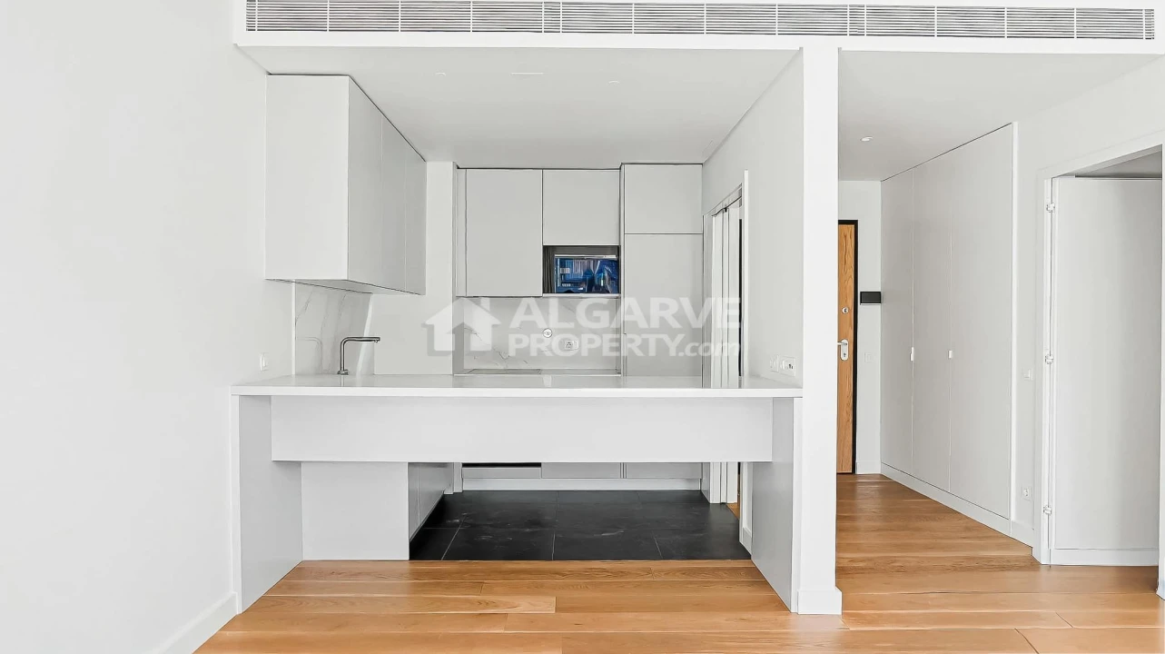 Apartamento T2 para Venda em Quarteira Foto 13