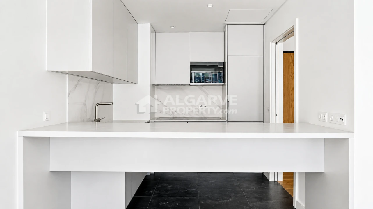 Apartamento T2 para Venda em Quarteira Foto 14