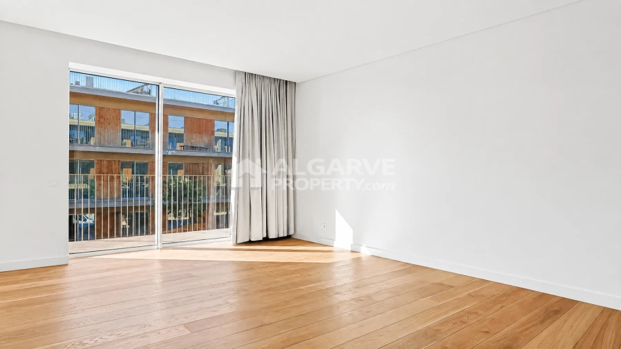 Apartamento T2 para Venda em Quarteira Foto 2