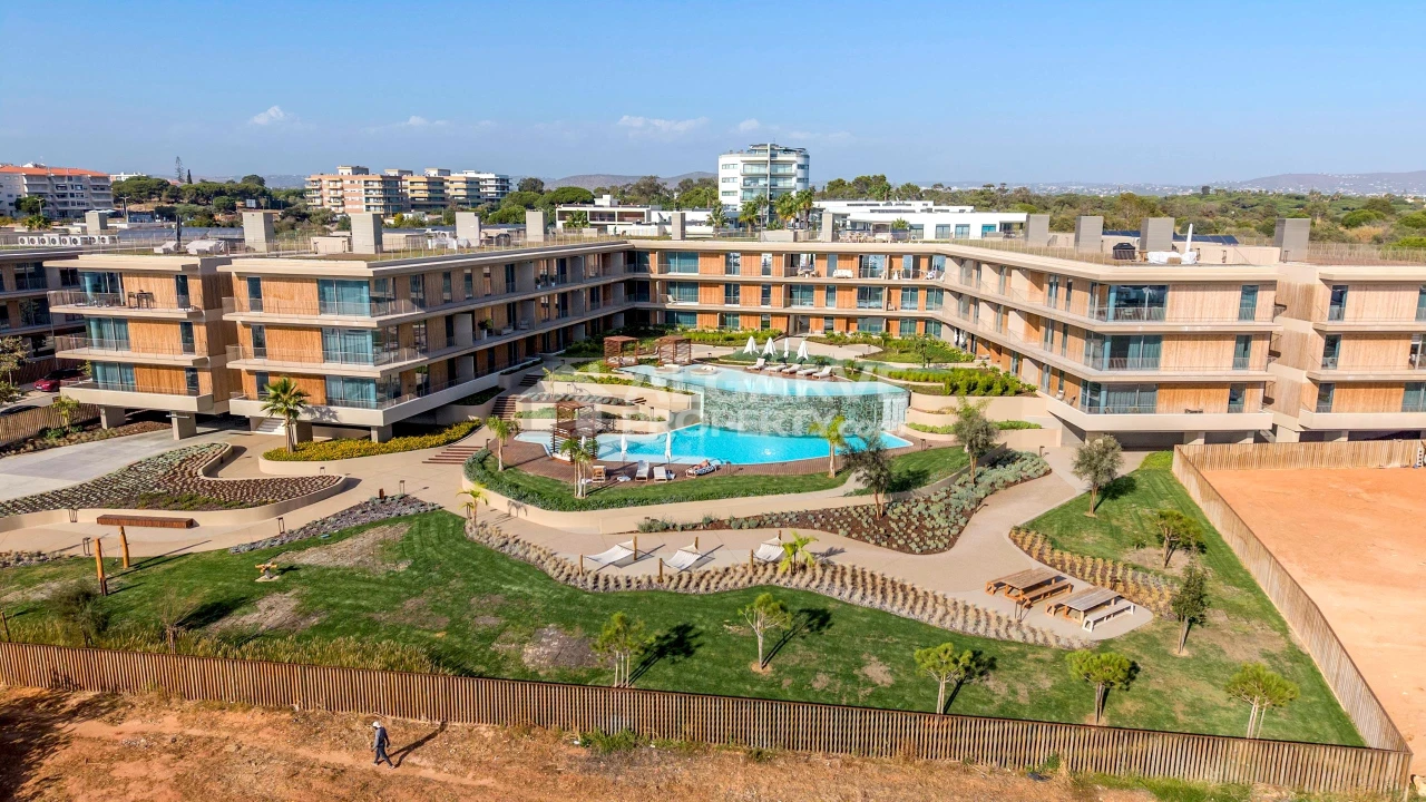 Apartamento T2 para Venda em Quarteira Foto 12