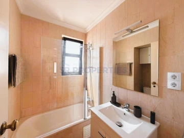 Apartamento T1 para Venda em Quarteira