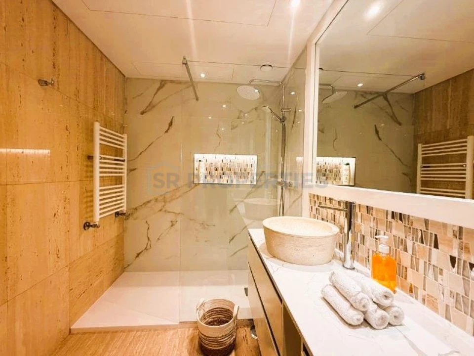 Apartamento T2 para Venda em Quarteira Foto 26