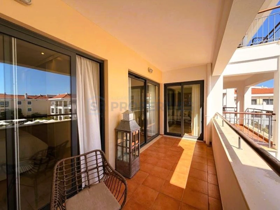 Apartamento T2 para Venda em Quarteira Foto 38
