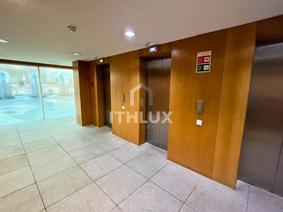 Apartamento T2 para Venda em Parque das Nações Foto 51