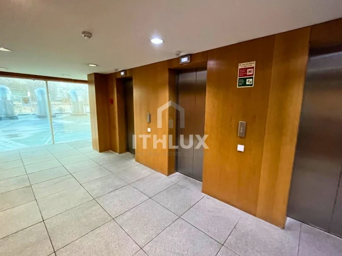 Apartamento T2 para Venda em Parque das Nações Foto 51