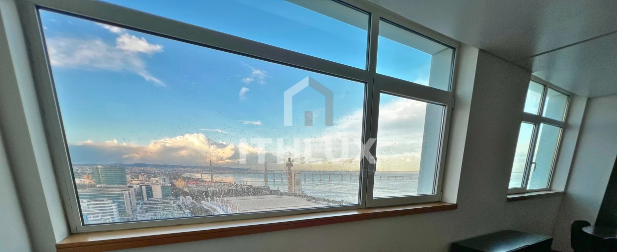 Apartamento T2 para Venda em Parque das Nações Foto 50