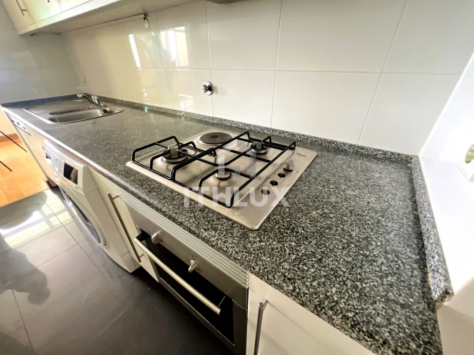 Apartamento T2 para Venda em Parque das Nações Foto 8