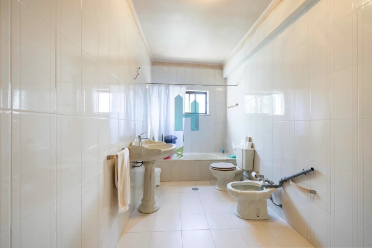 Apartamento T3 para Venda em Alvor Foto 21