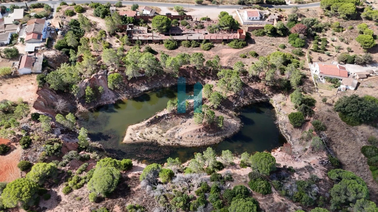 Terreno para Venda em Paderne Foto 1