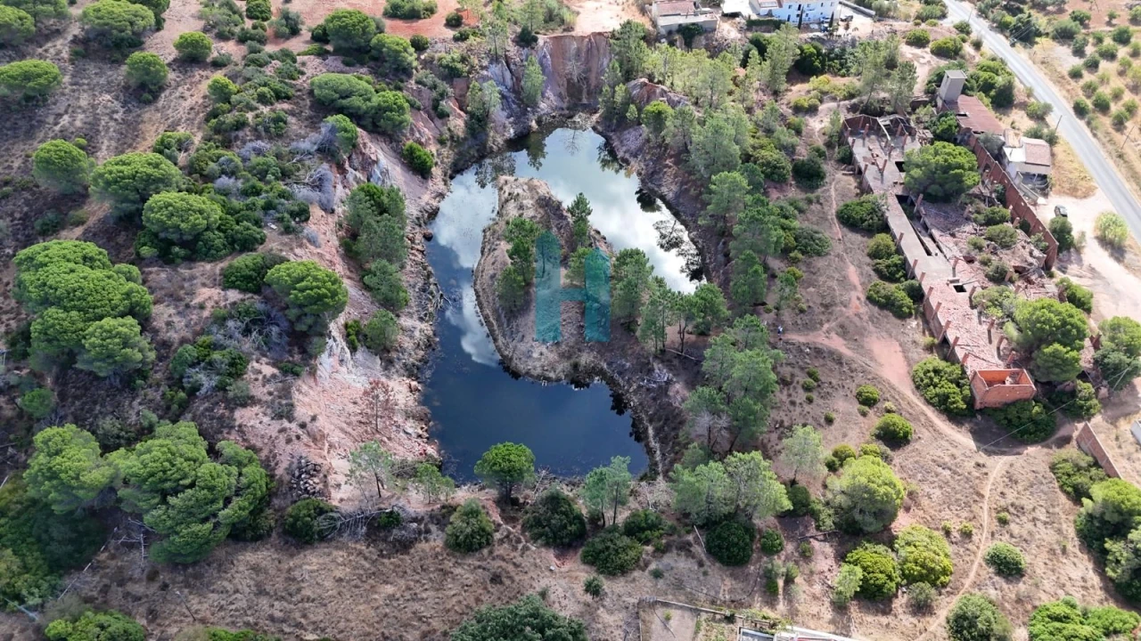 Terreno para Venda em Paderne Foto 3