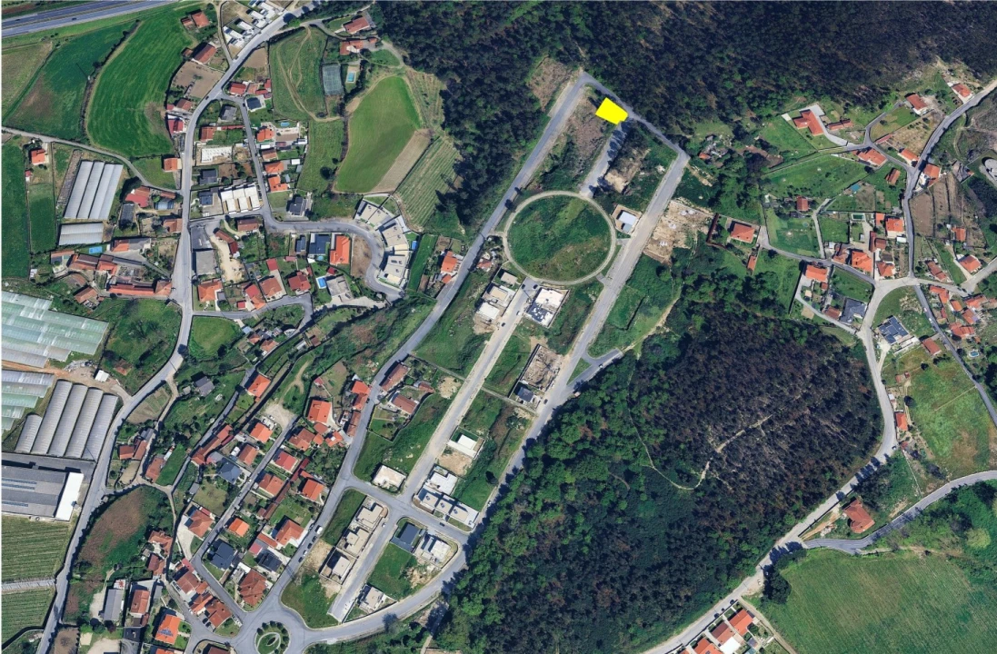 Terreno para Venda em Ruivães e Novais Foto 4